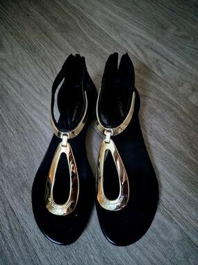 BCBGeneration Black Sandals with Gold Teardrop T-Strap